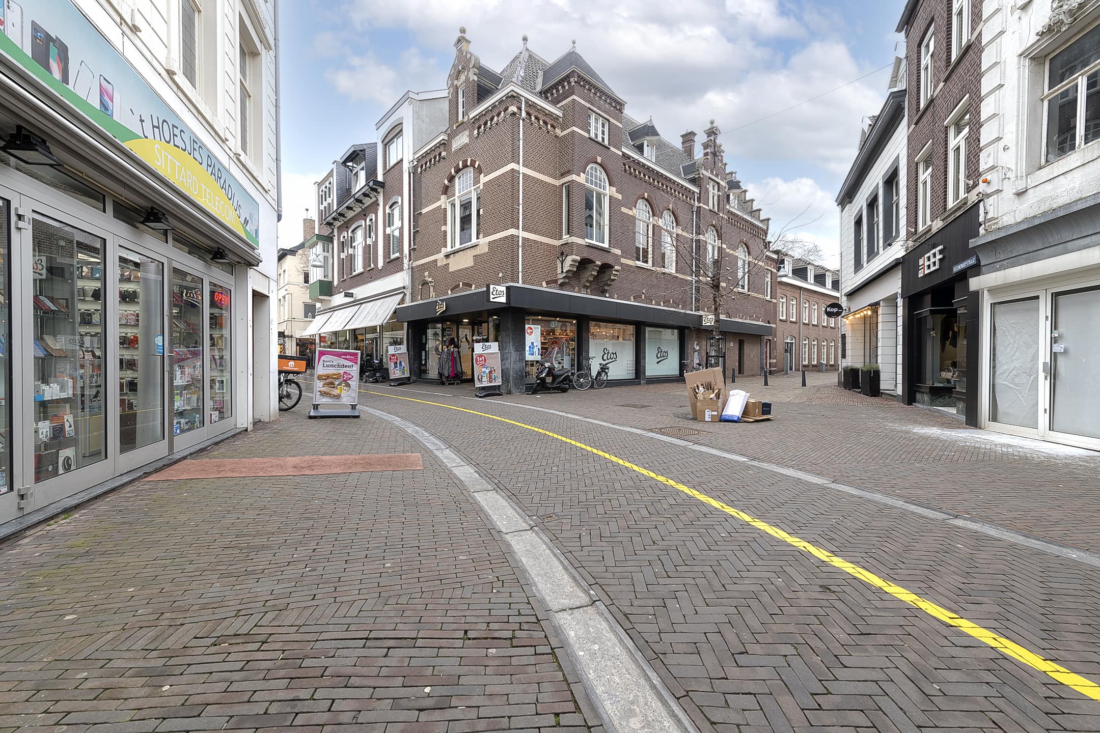 Limbrichterstraat 69 en Begijnenhofstraat 2 Sittard